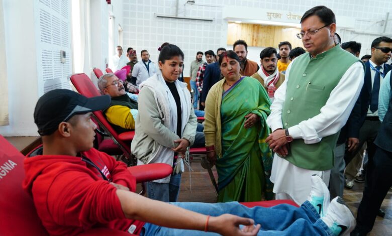 सीएम ने किया ब्लड डोनेशन कैम्प का शुभारम्भ