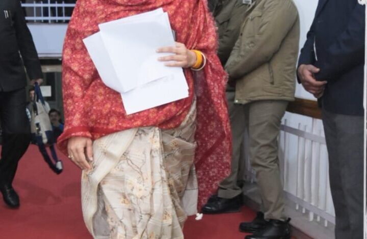 विधानसभा के पटल पर खिलाड़ियों को सरकारी नौकरियों में चार प्रतिशत क्षैतिज आरक्षण के प्रावधान वाला विधेयक पास