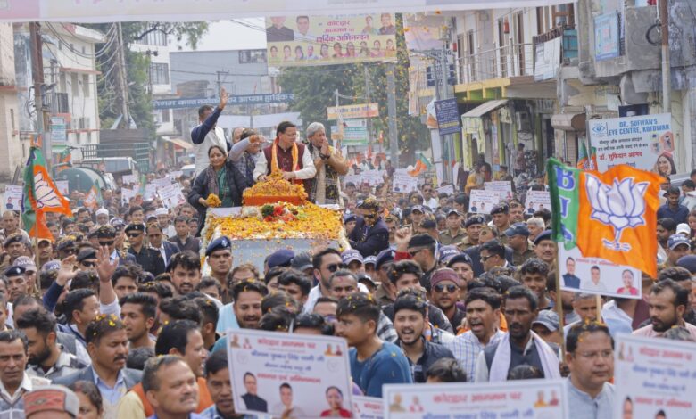 मुख्यमंत्री ने विभिन्न विभागों की योजनाओं से जुड़े हुए 43 लाभार्थियों को किया सम्मानित