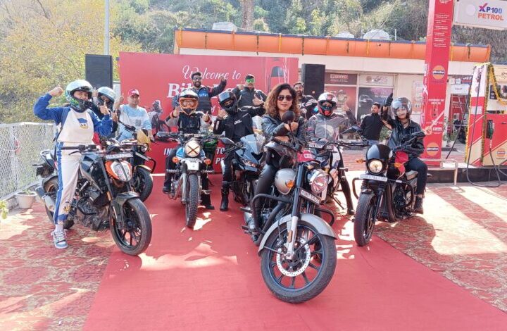 इंडियन ऑयल कॉरपोरेशन की ओर से डेयरडेविल महिला बाइकर्स ने निकाली बाइक रैली