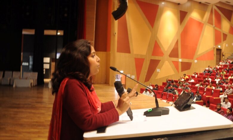 निर्वाचन प्रक्रिया में किसी प्रकार की गलती के लिए कोई स्थान नहीं