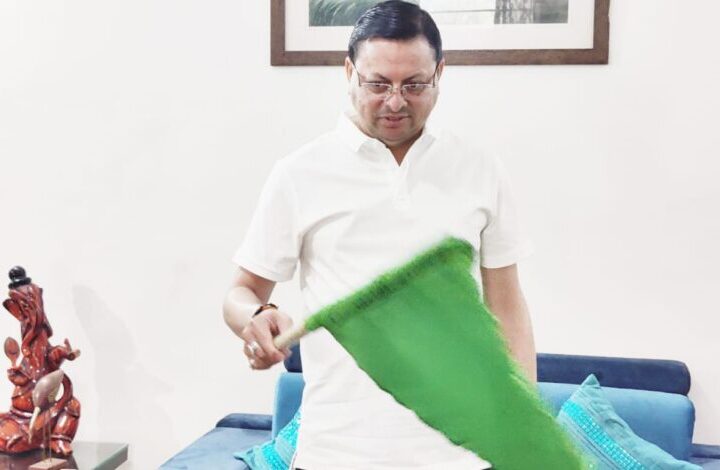 जिस दिन धामों के कपाट खुलेंगे, उस दिन हेलीकाप्टर से पुष्प वर्षा की जायेगीः मुख्यमंत्री
