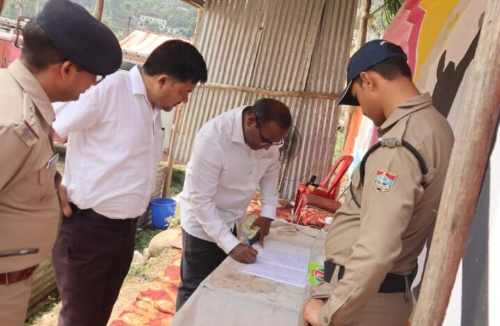 सीईओ ने अगस्त्यमुनि में स्ट्रांग रूम एवं मतगणना केंद्र का निरीक्षण कर सुरक्षा व्यवस्थाओं का जायजा लिया