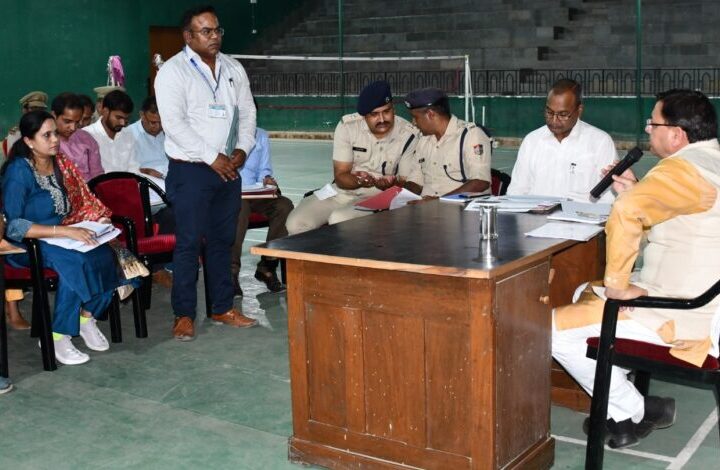 मुख्यमंत्री ने काशीपुर स्पोर्ट्स स्टेडियम में अधिकारियों के साथ की पेयजल एवं बाढ़ सुरक्षा कार्यों की समीक्षा