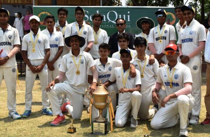 सेलाकुई इंटरनेशनल स्कूल में आयोजित हुआ 7वाँ इन्विटेशनल क्रिकेट टूर्नामेंट