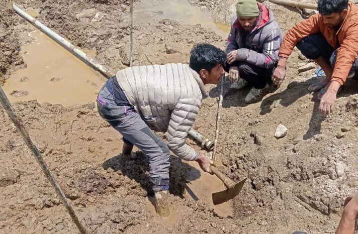 कठिन चुनौतियां पार कर पेयजल आपूर्ति करवा रहा जलसंस्थान