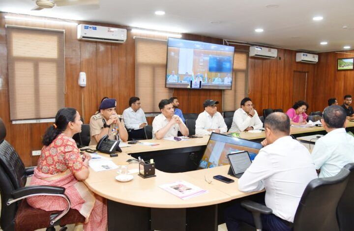 केन्द्रीय गृह सचिव ने मुख्य सचिव राधा रतूड़ी से लिया चारधाम यात्रा का अपडेट