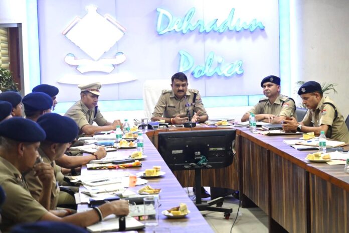 गैंगस्टरों की सम्पत्ति का चिन्हिकरण किया जायेः एसएसपी
