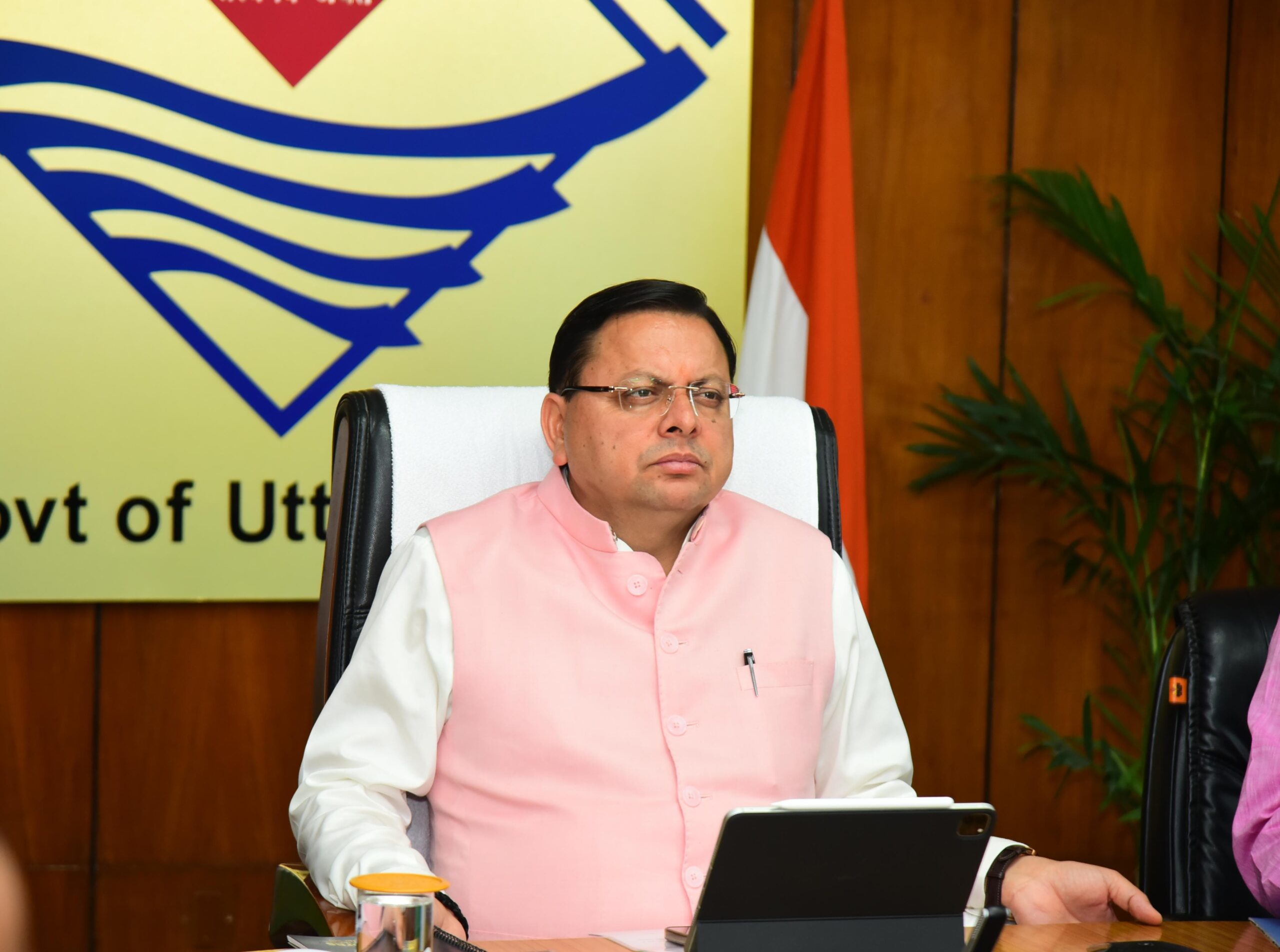 सैन्य धाम निर्माण के संबंध में मुख्यमंत्री की अध्यक्षता में आयोजित हुई उच्च स्तरीय समिति की बैठक