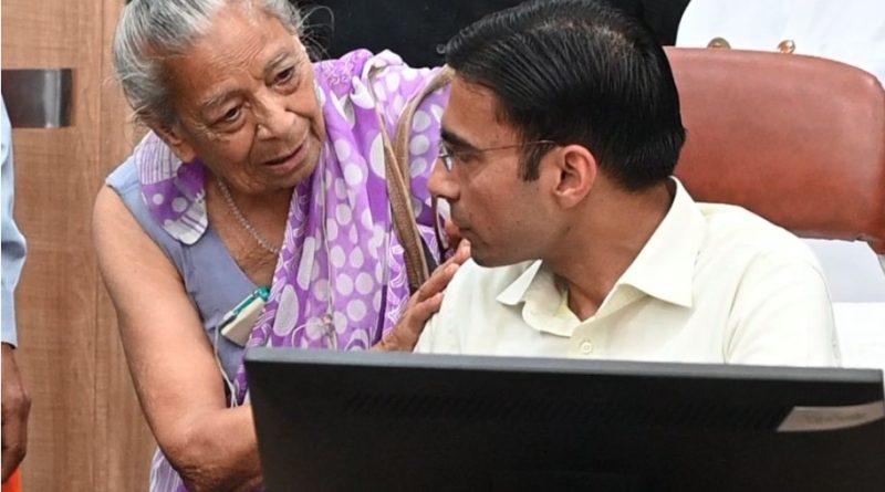 गिफ्ट डीड की शर्तें तोड़ने पर डीएम ने पुत्र से संपत्ति वापस लेकर माता-पिता को दिलाया न्याय