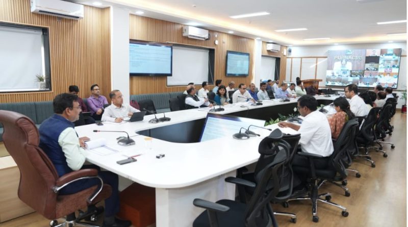 मुख्य सचिव ने जिलाधिकारियों संग की समीक्षा बैठक, दिए कड़े निर्देश