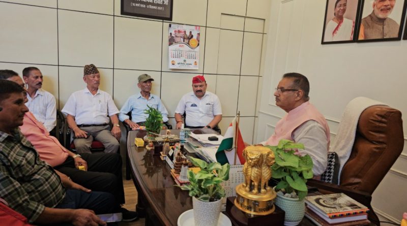 सैनिक कल्याण मंत्री गणेश जोशी ने किया आह्वान, हरेला पर्व पर पूर्व सैनिक लगाऐं दो लाख पौधे