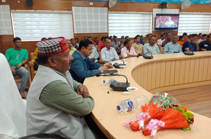 किसानों के सशक्तिकरण से ही निकलेगा भारत को विश्वगुरु बनाने का रास्ता: विधायक राजकुमार पोरी