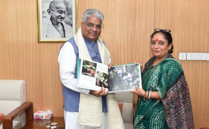 उत्तराखंड विधानसभा अध्यक्ष ऋतु खण्डूडी ने केंद्रीय वन मंत्री भूपेन्द्र यादव से की शिष्टाचार भेंट