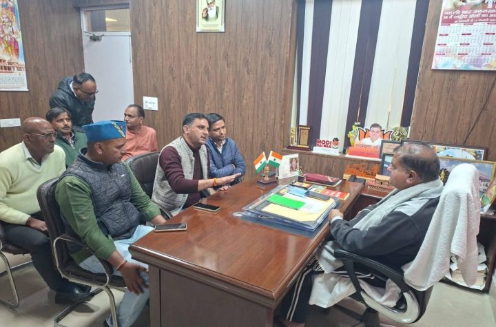 भाजपा अध्यक्ष से मिला उपनल संविदा कर्मचारी प्रतिनिधिमंडल, भट्ट ने दिया मदद का भरोसा