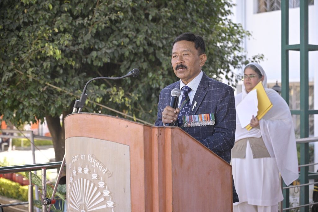 निर्मल दीपमाला पब्लिक स्कूल में अंतर्सदनीय क्रीड़ा महोत्सव का हुआ सुखद समापन नचिकेता सदन ने जीती चैंपियन ट्रॉफी