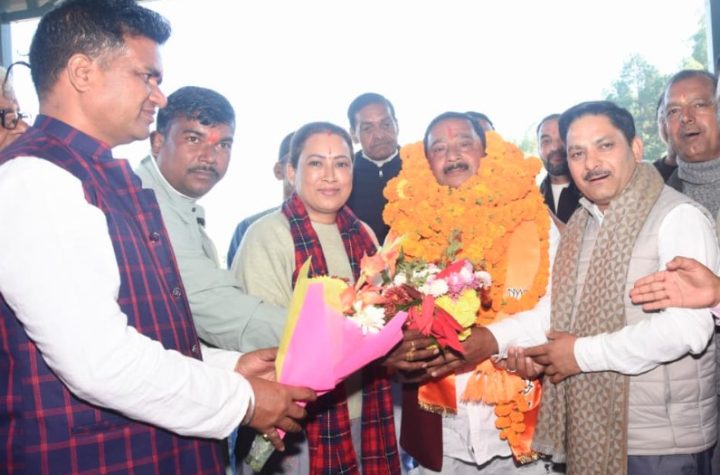 हरीश रौतेला ने समर्थकों संग थामा भाजपा का दामन