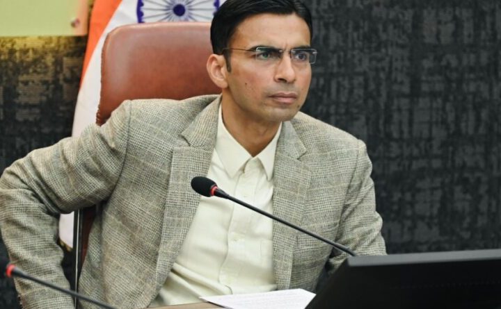 बच्चों से उनका बचपन, शिक्षा छीनने वालों को बख्शा नहीं जाएगा- डीएम