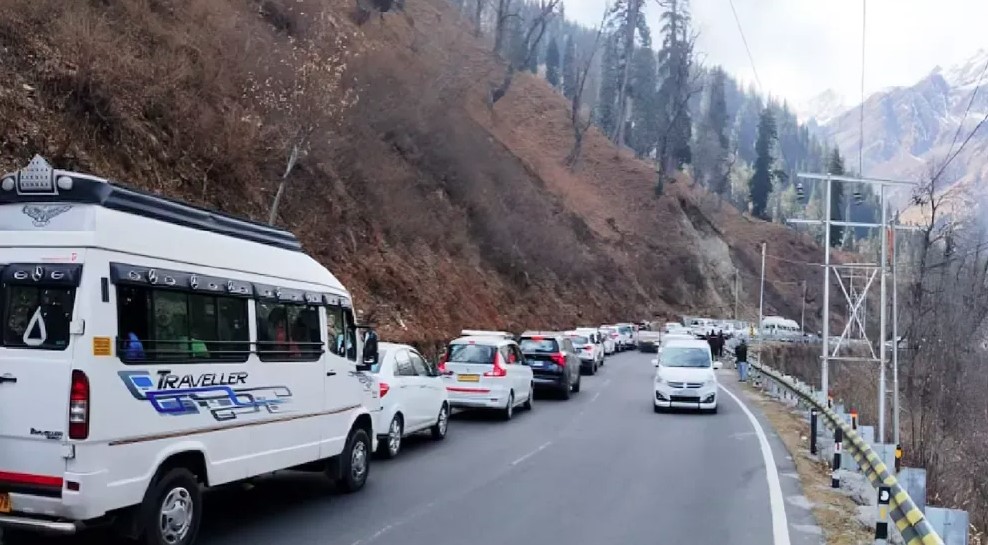 उत्तराखंड में दिसंबर माह से बाहरी वाहनों पर लगेगा ग्रीन सेस