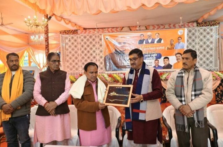 कैबिनेट मंत्री धन सिंह रावत ने श्रीनगर में आयोजित अटल स्मृति सम्मेलन में किया प्रतिभाग